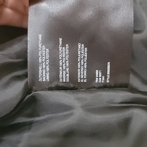 EUC Bernardo Cropped Women’s Faux Leather Jacket - Picture 16 of 16